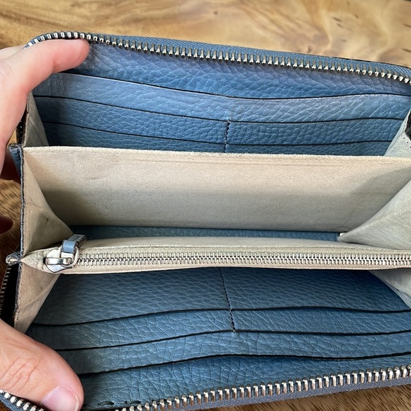 FENDI Selleria long leather wallet, grayish blue in color - Picture 5 of 8